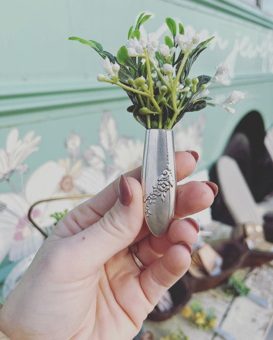 Magnetic Bud Vase