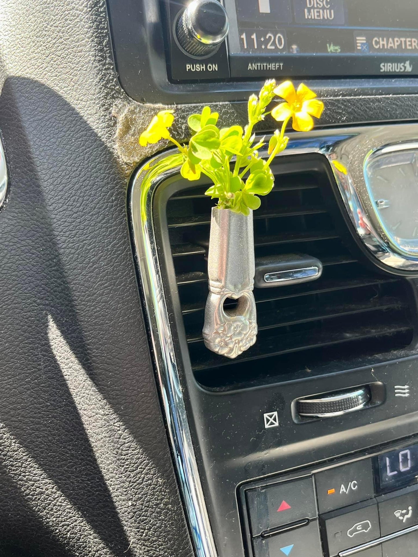 Vent Clip Bud Vase