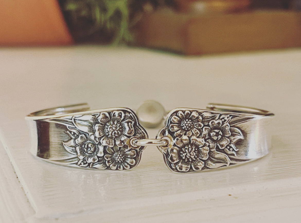 April Vintage Bracelet