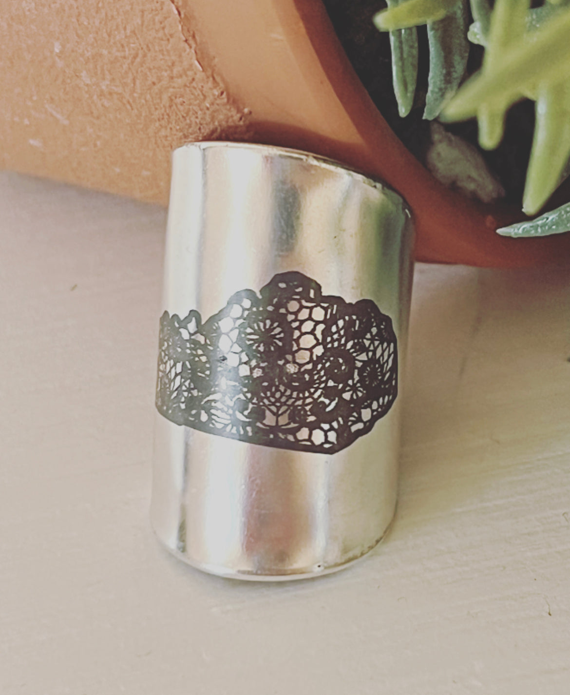 Kentucky Lace Spoon Ring