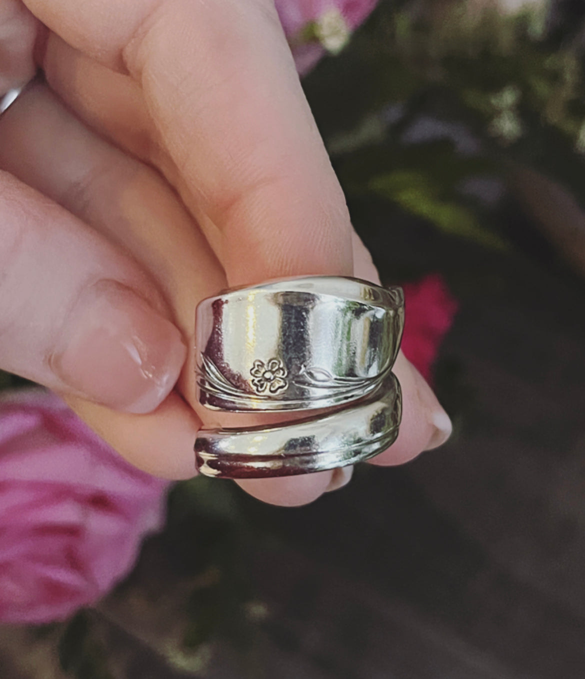 Vintage Elegance: Spiral Handcrafted Spoon Ring in Springtime 1847 by Rogers