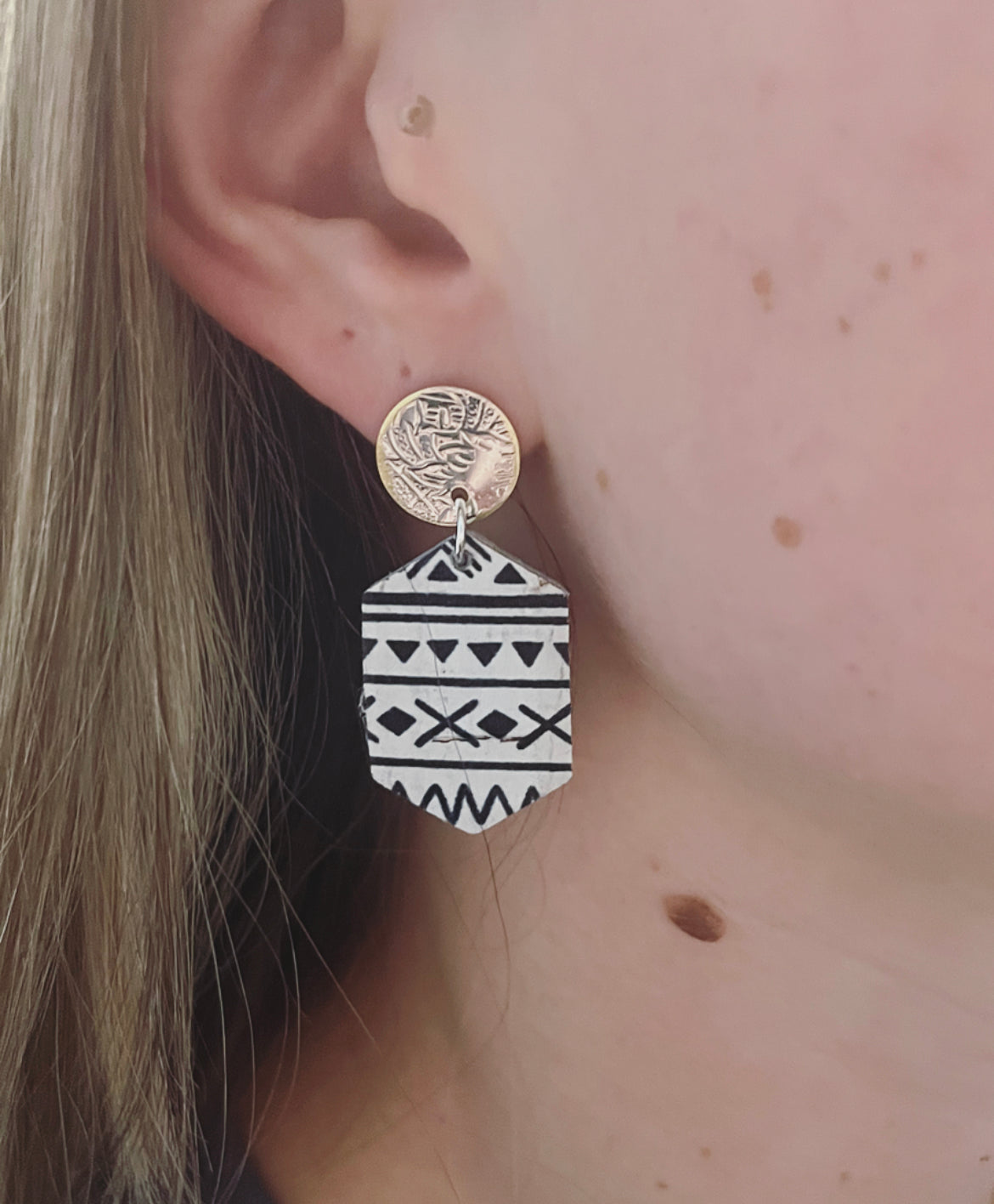 Enchanting Muse: Vintage Tray & Monochrome Tribal Leather Drop Earring