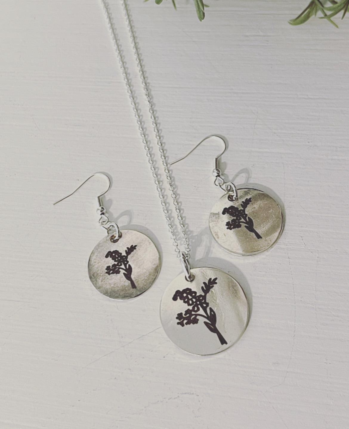 May Lily Birth/Anniversary Customized Jewelry