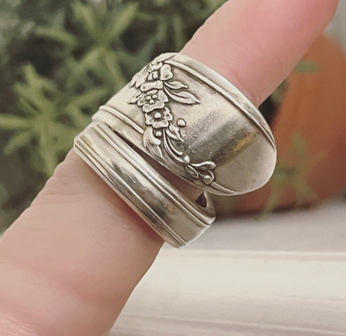 Queen Bess Spiral Vintage Spoon Ring