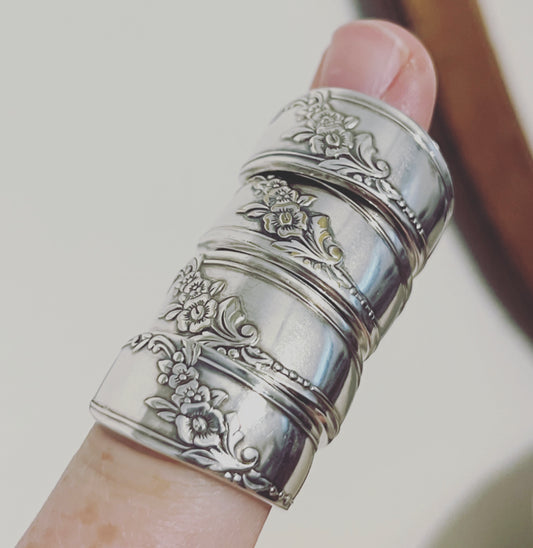 Queen Bess Vintage Spoon Ring